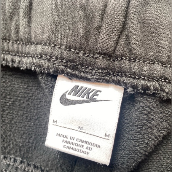 Black nike sweatpants with pockets on the side -NIKE - Picture 3 of 3